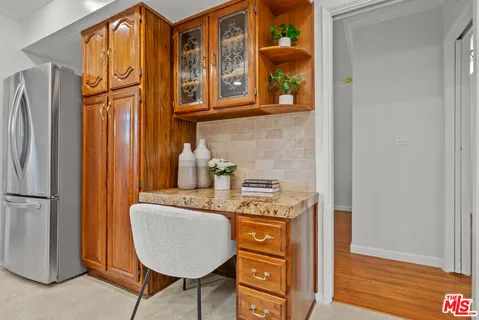 $1,359,000 | 6131 Lockhurst Drive, Woodland Hills, CA 91367