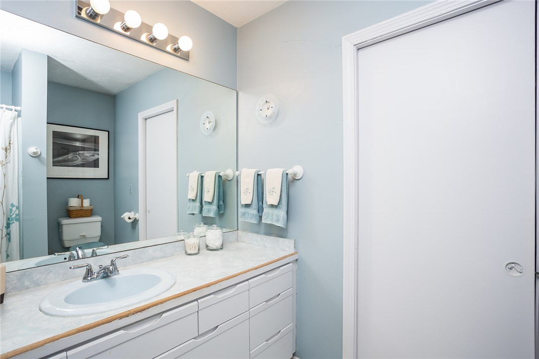 447 Stafford Road, Unit E2 Tiverton, RI 02878 - Photo 10 of 16 Gallery Image 10