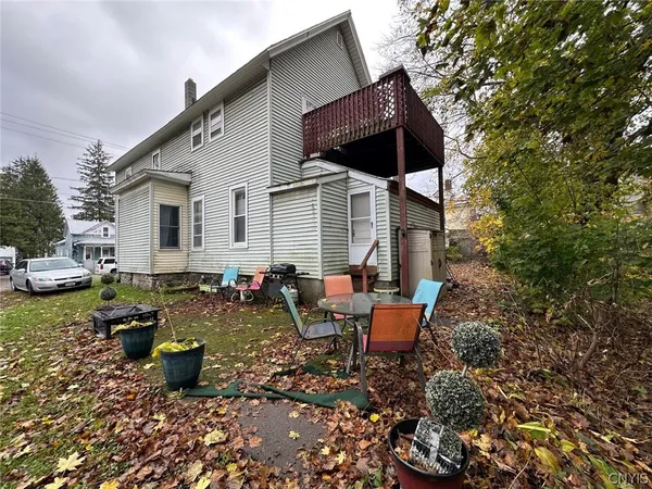 $975 | 8 Greenbush Street, Unit 1, Cortland, NY 13045