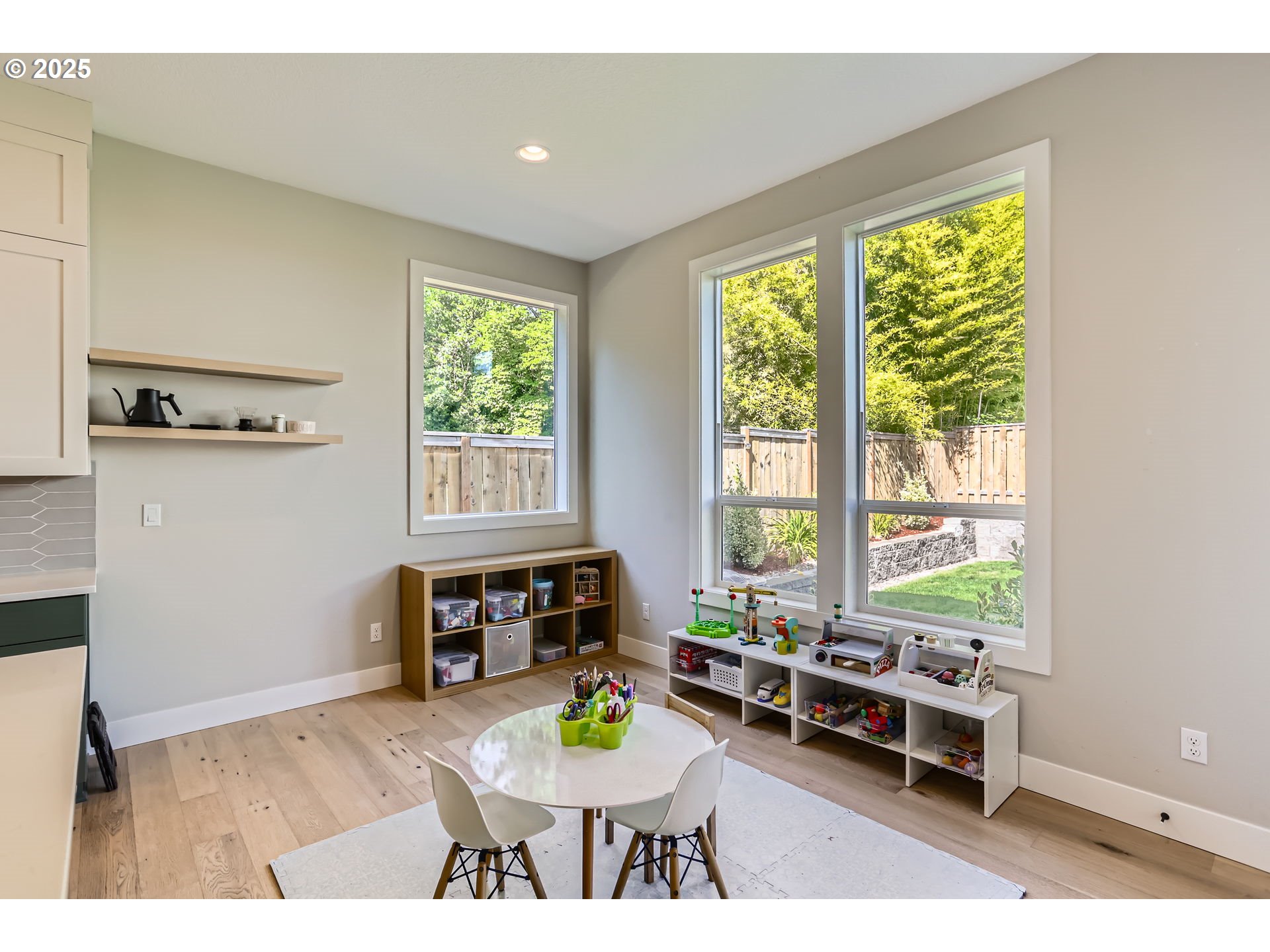 7414 Southwest 80th Terrace Portland, OR 97223 - Photo 11 of 31