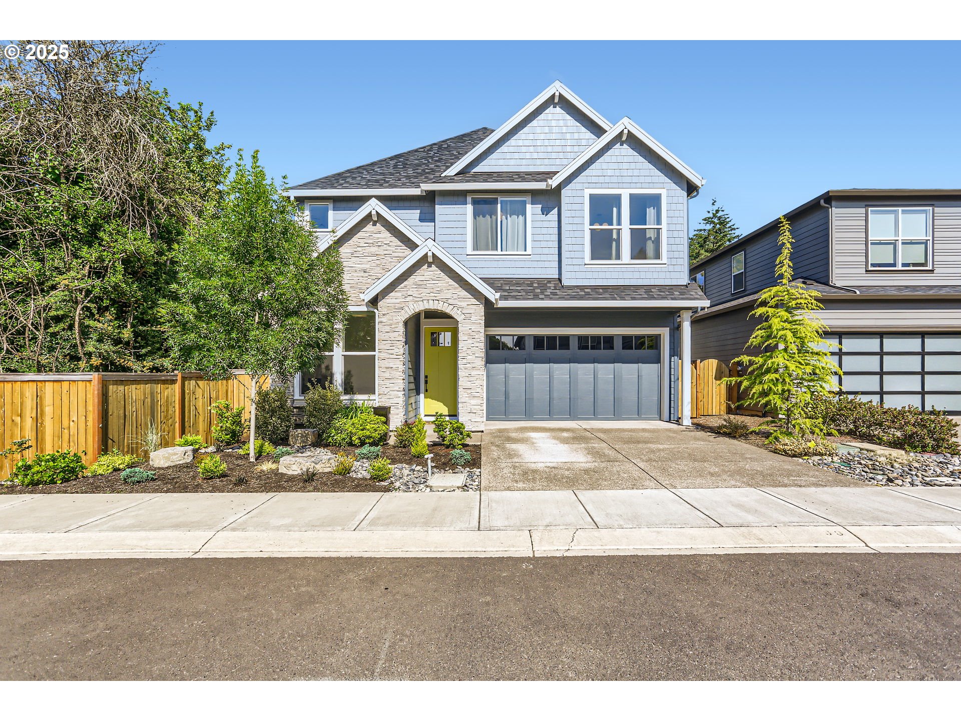 7414 Southwest 80th Terrace Portland, OR 97223 - Photo 2 of 31