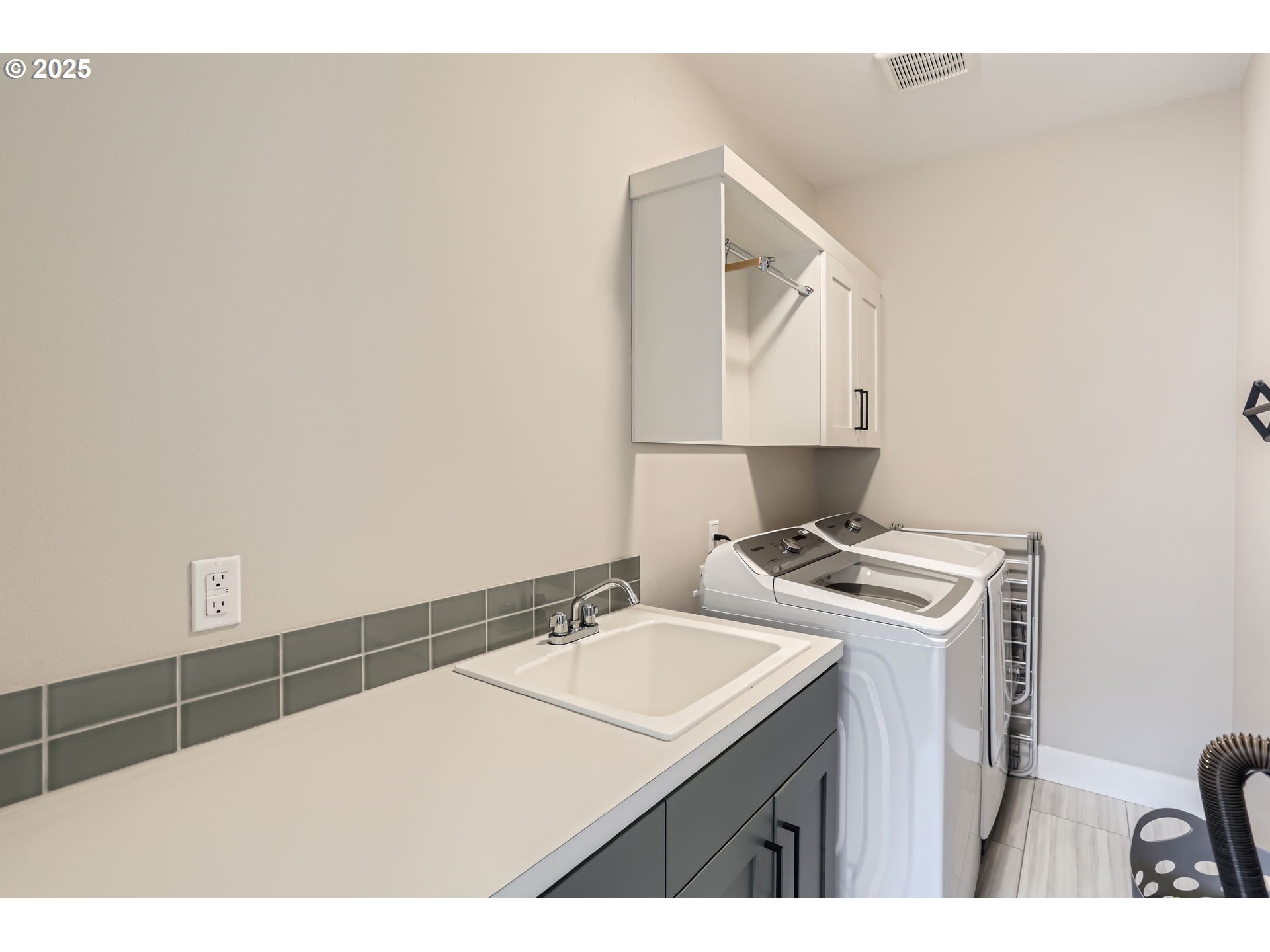7414 Southwest 80th Terrace Portland, OR 97223 - Photo 24 of 31