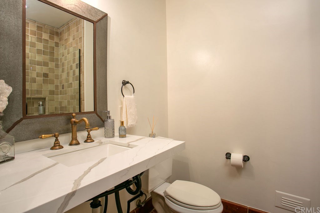 12581 Barrett Lane North Tustin, CA 92705 - Photo 17 of 60