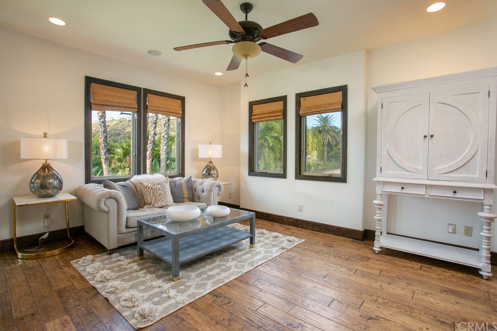 12581 Barrett Lane North Tustin, CA 92705 - Photo 19 of 60