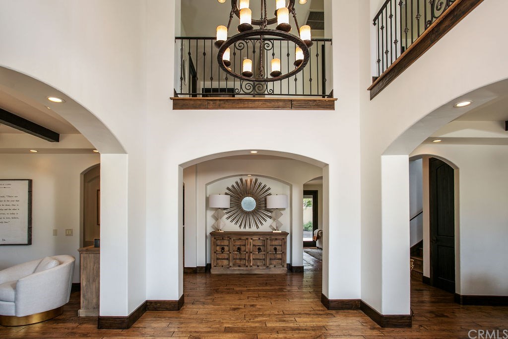 12581 Barrett Lane North Tustin, CA 92705 - Photo 5 of 60