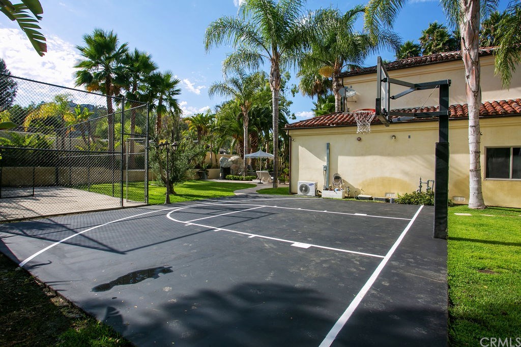 12581 Barrett Lane North Tustin, CA 92705 - Photo 47 of 60