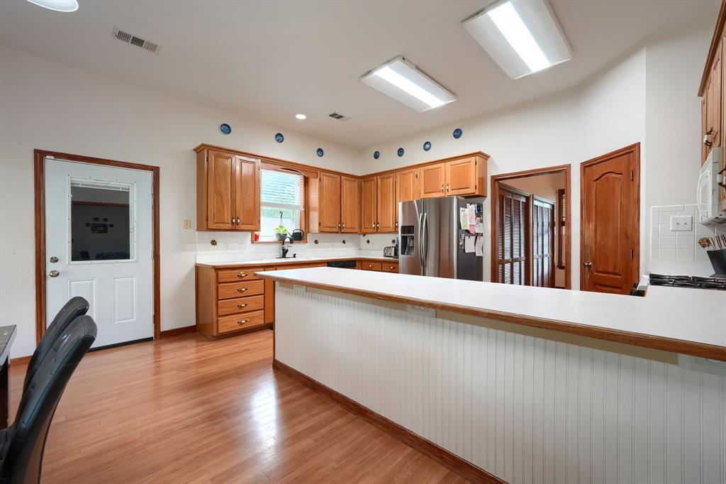 4502 Dexham Road Rowlett, TX 75088 - Photo 15 of 38