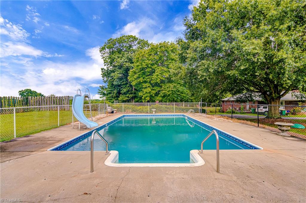 4530 Poindexter Road Walkertown, NC 27051 - Photo 28 of 30 Gallery Image 28