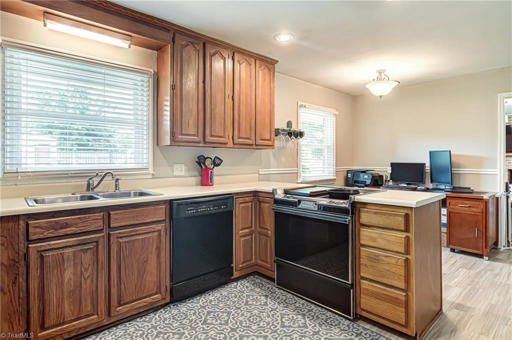 4530 Poindexter Road Walkertown, NC 27051 - Photo 10 of 30 Gallery Image 10