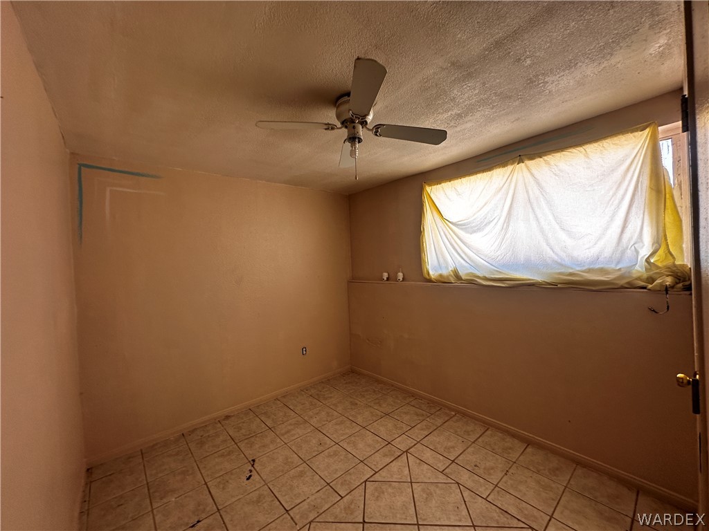 3868 Aztec Road Golden Valley, AZ 86413 - Photo 14 of 64