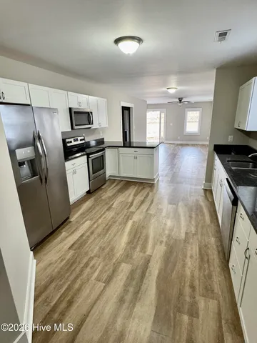 $1,500 | 415 West 3rd Street, Greenville, NC 27834