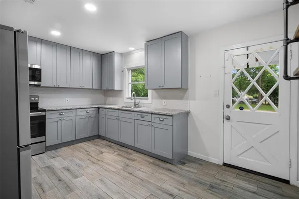 $1,850 | 920 North Virginia Street, Terrell, TX 75160