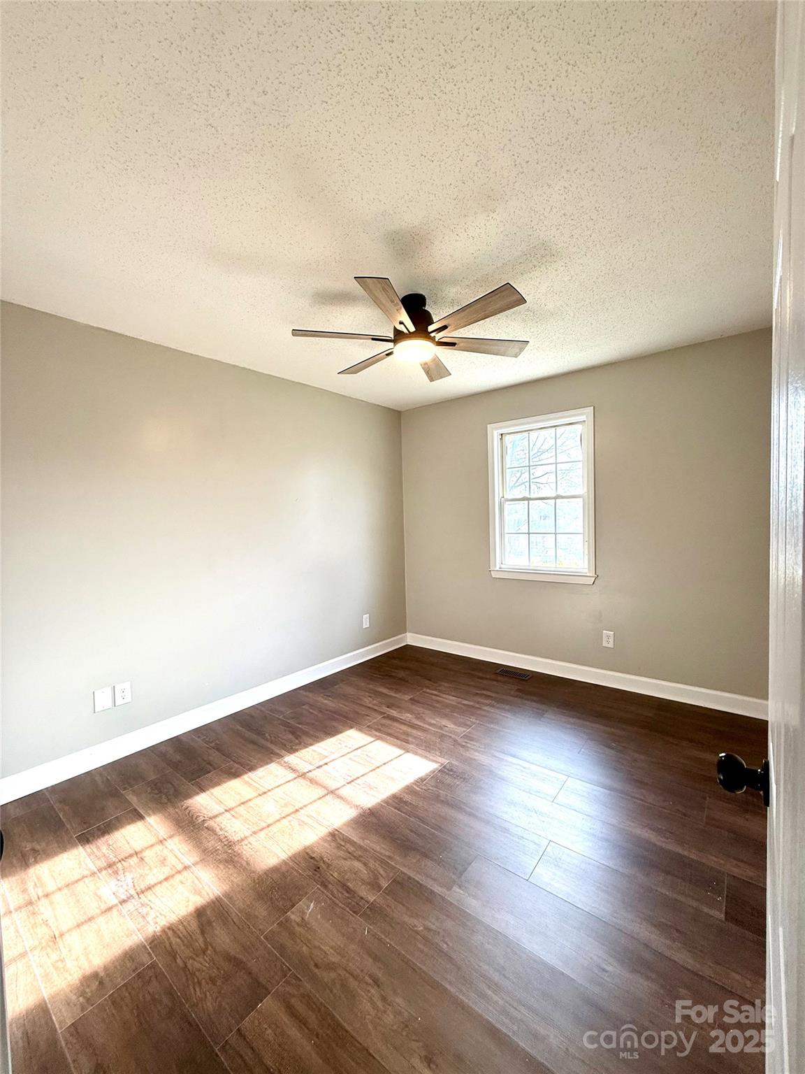 129 Mapleleaf Road Statesville, NC 28625 - Photo 38 of 47 Gallery Image 38