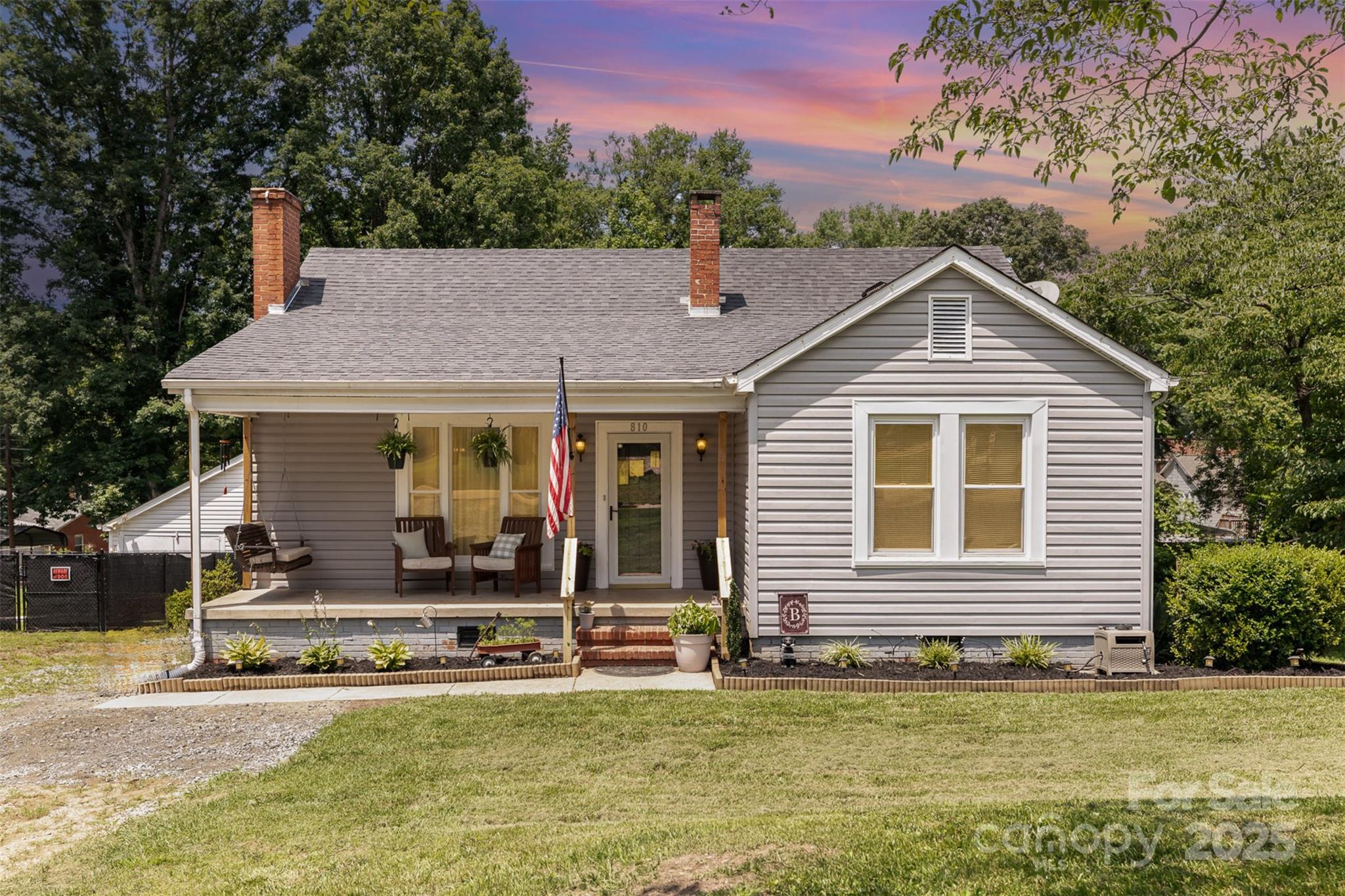 810 Maplewood Avenue Kannapolis, NC 28081 - Photo 1 of 33 Gallery Image 1
