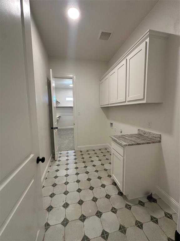 116 Blackstar Lane Decatur, TX 76234 - Photo 24 of 32 a bathroom with a sink toilet and shower