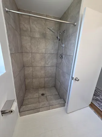 $2,350 | 5803 Southeast Collins Avenue, Stuart, FL 34997