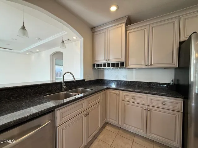 $3,750 | 2007 Poli Street, Ventura, CA 93001