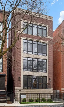 $1,500,000 | 1831 North Larrabee Street, Unit 1, Chicago, IL 60614