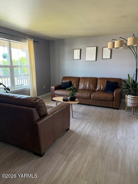 6700 Crestfields Road Yakima, WA 98903 - Photo 5 of 14 2nd Living Room Area