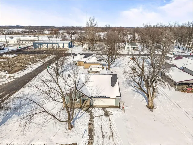 $265,000 | 705 Pearl, East Lynne, MO 64743