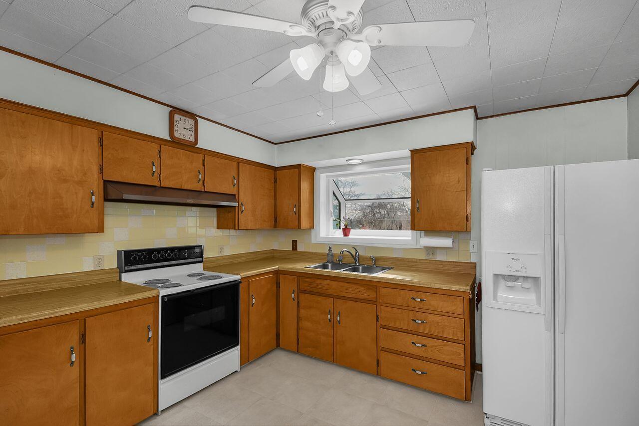 132 Overdrive Road Newark, OH 43056 - Photo 9 of 28 DSC_5003