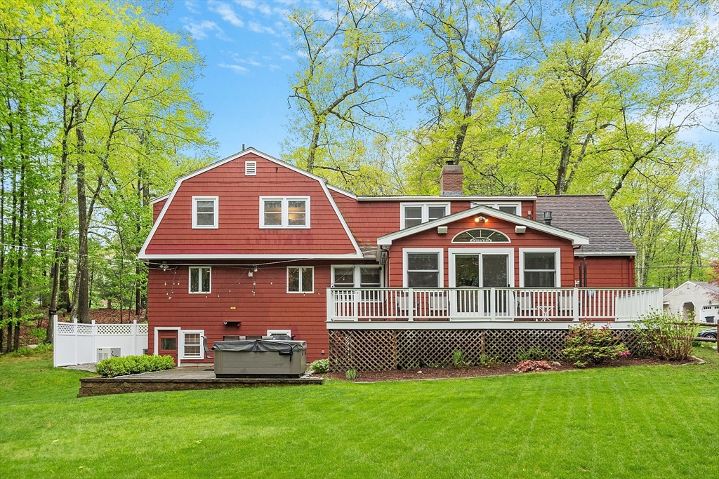 8 Footpath Road Chelmsford, MA 01824 - Photo 3 of 42 Gallery Image 3