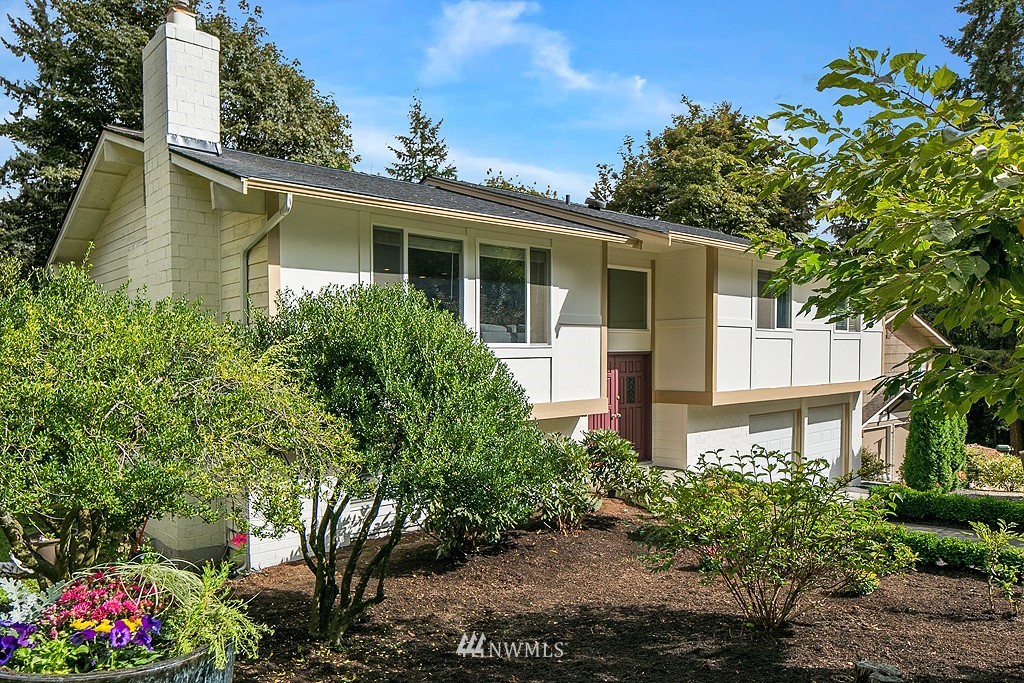 10510 Northeast 151st Street Bothell, WA 98011 - Photo 14 of 19 Gallery Image 14