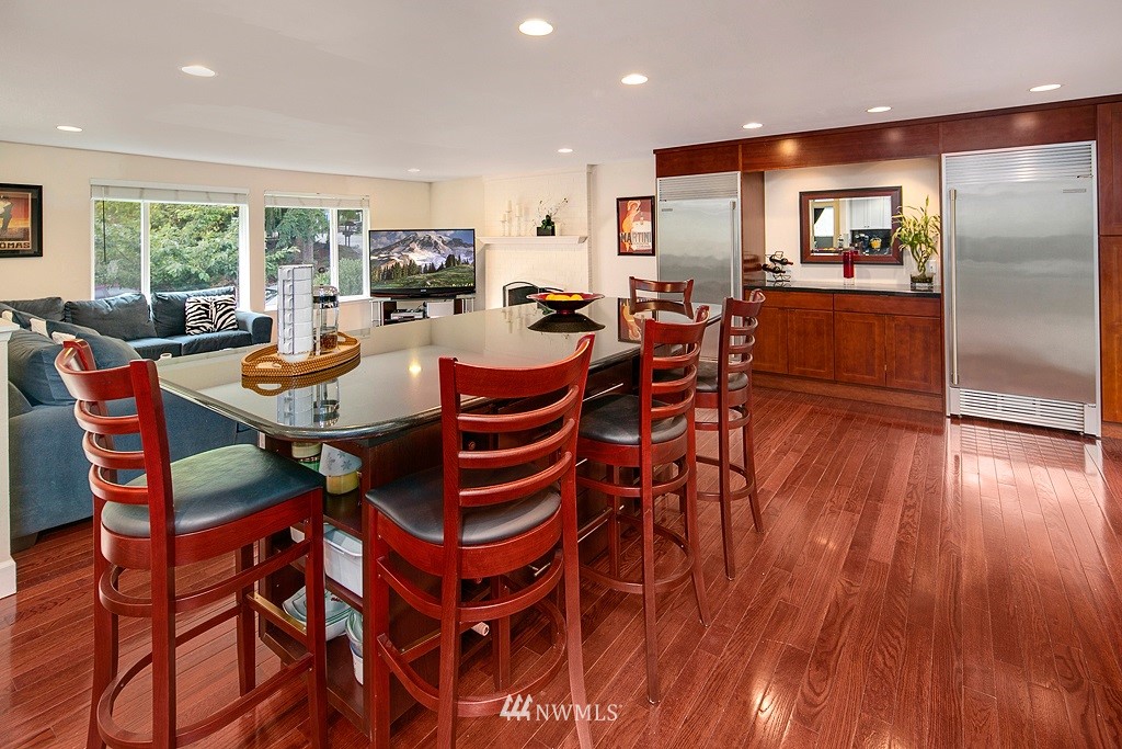 10510 Northeast 151st Street Bothell, WA 98011 - Photo 6 of 19 Gallery Image 6