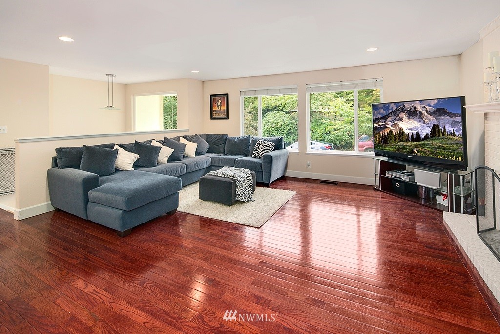 10510 Northeast 151st Street Bothell, WA 98011 - Photo 10 of 19 Gallery Image 10