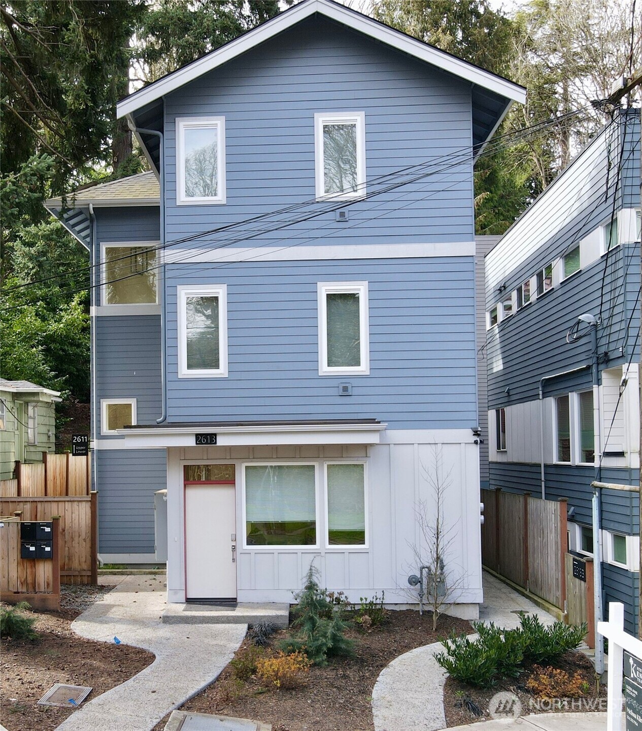 2613 3rd Avenue West Seattle, WA 98119 - Photo 27 of 27