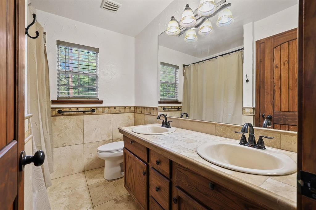 1045 Middle Road Denison, TX 75021 - Photo 25 of 39