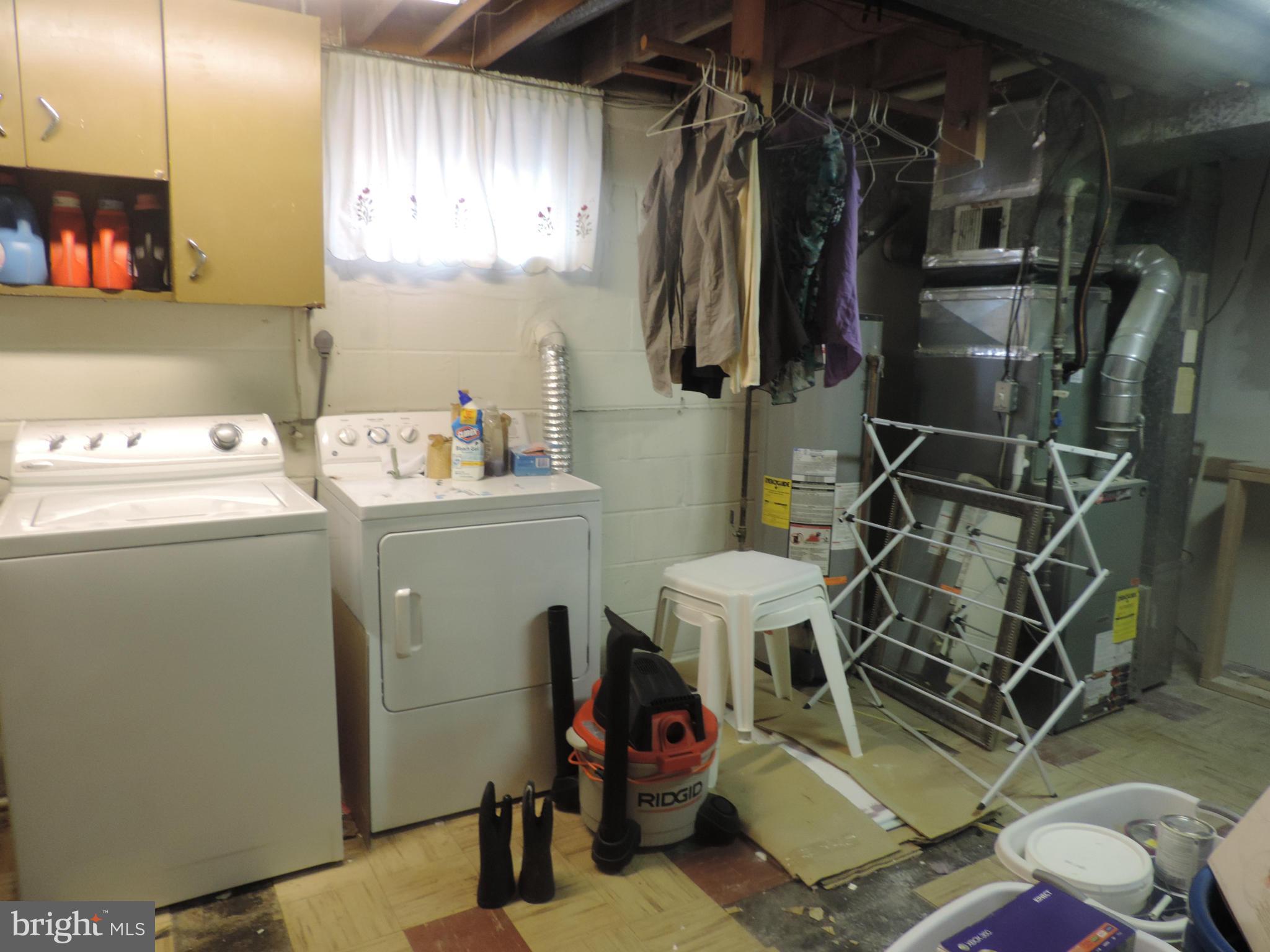 1424 Barrett Road Baltimore, MD 21207 - Photo 16 of 22 Laundry Room