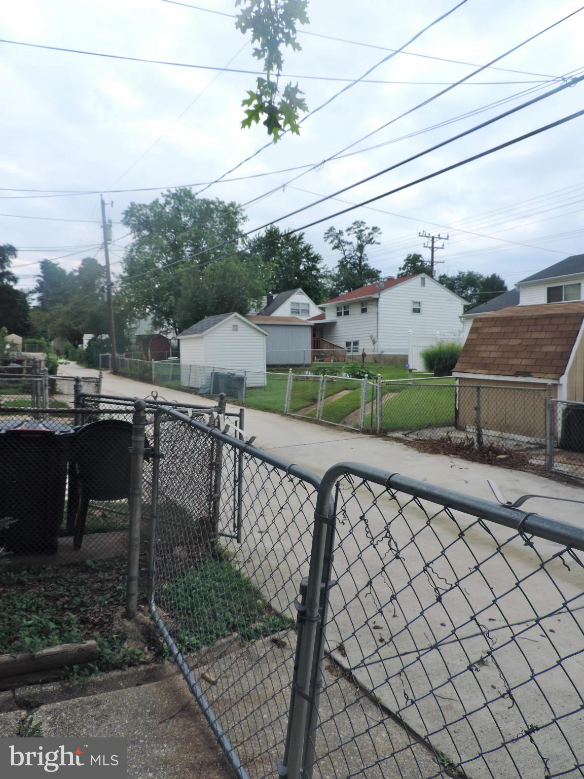 1424 Barrett Road Baltimore, MD 21207 - Photo 21 of 22 View