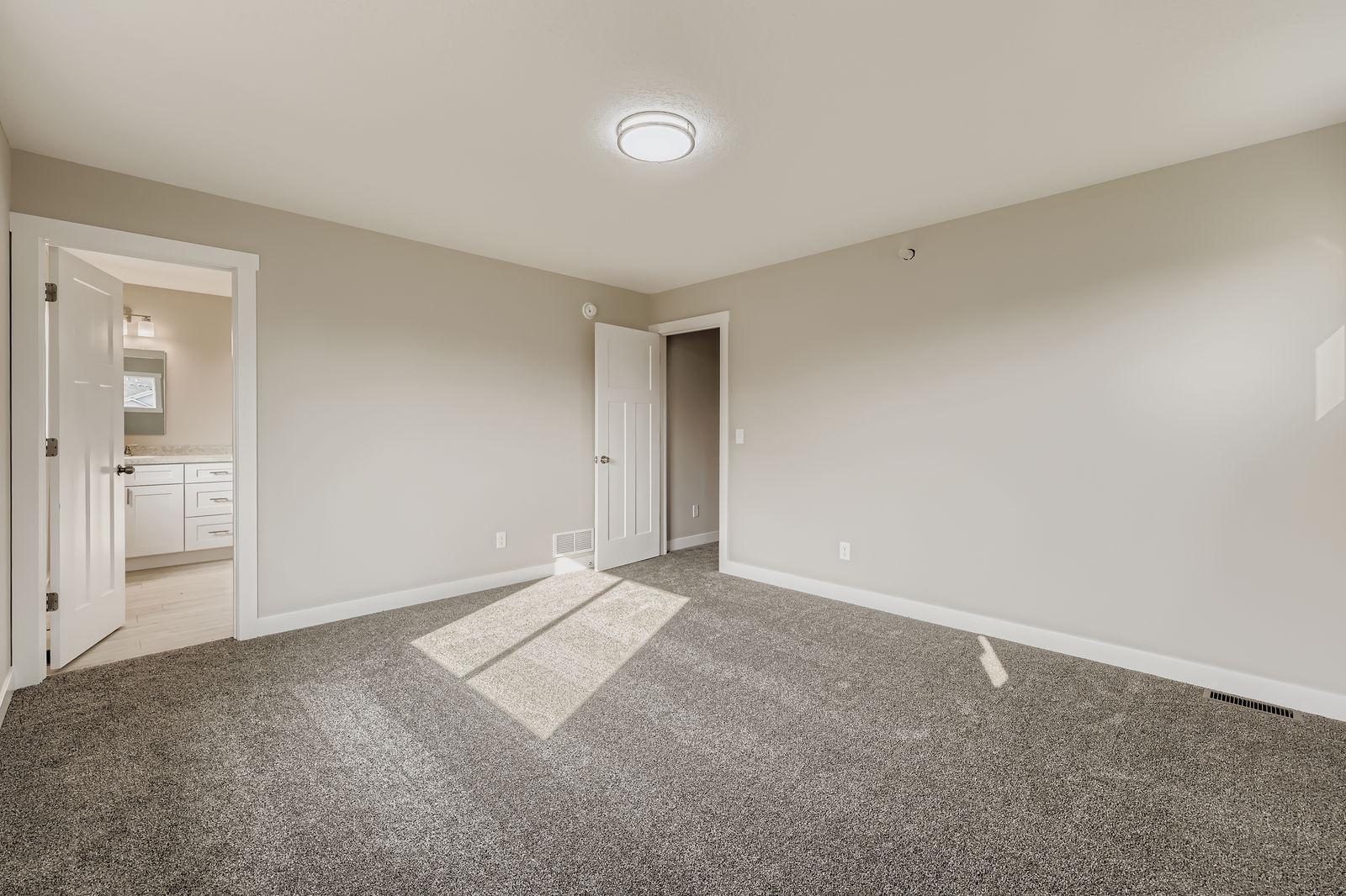 2117 Cleveland Way South Cambridge, MN 55008 - Photo 15 of 28