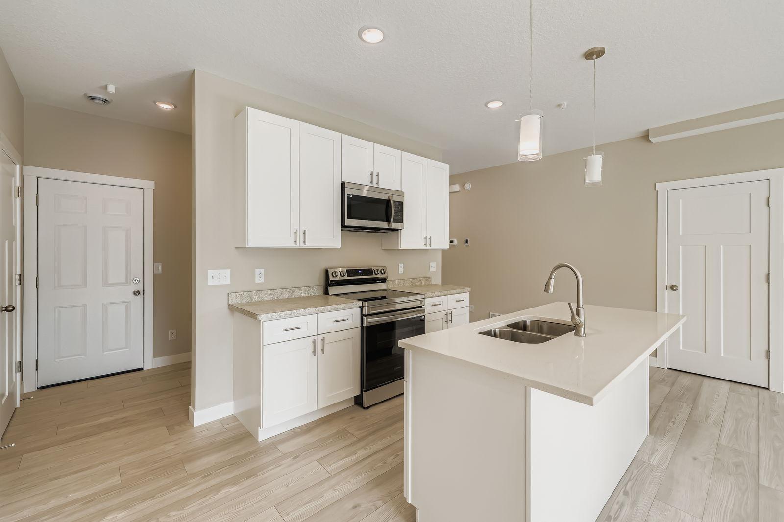 2117 Cleveland Way South Cambridge, MN 55008 - Photo 7 of 28