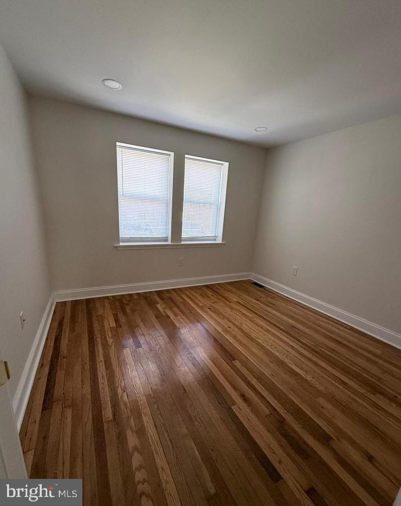 4056 Edgewood Road Baltimore, MD 21215 - Photo 9 of 17 BR1