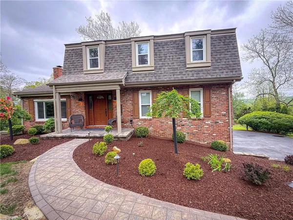 $500,000 | 105 Mt Blaine Drive, Canonsburg, PA 15317