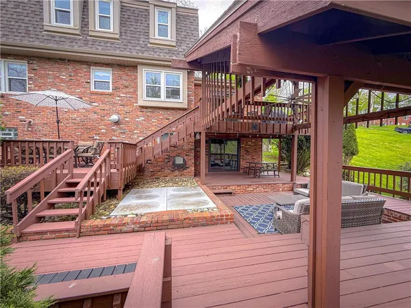 $500,000 | 105 Mt Blaine Drive, Canonsburg, PA 15317