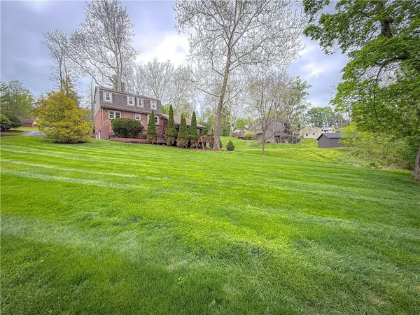$500,000 | 105 Mt Blaine Drive, Canonsburg, PA 15317