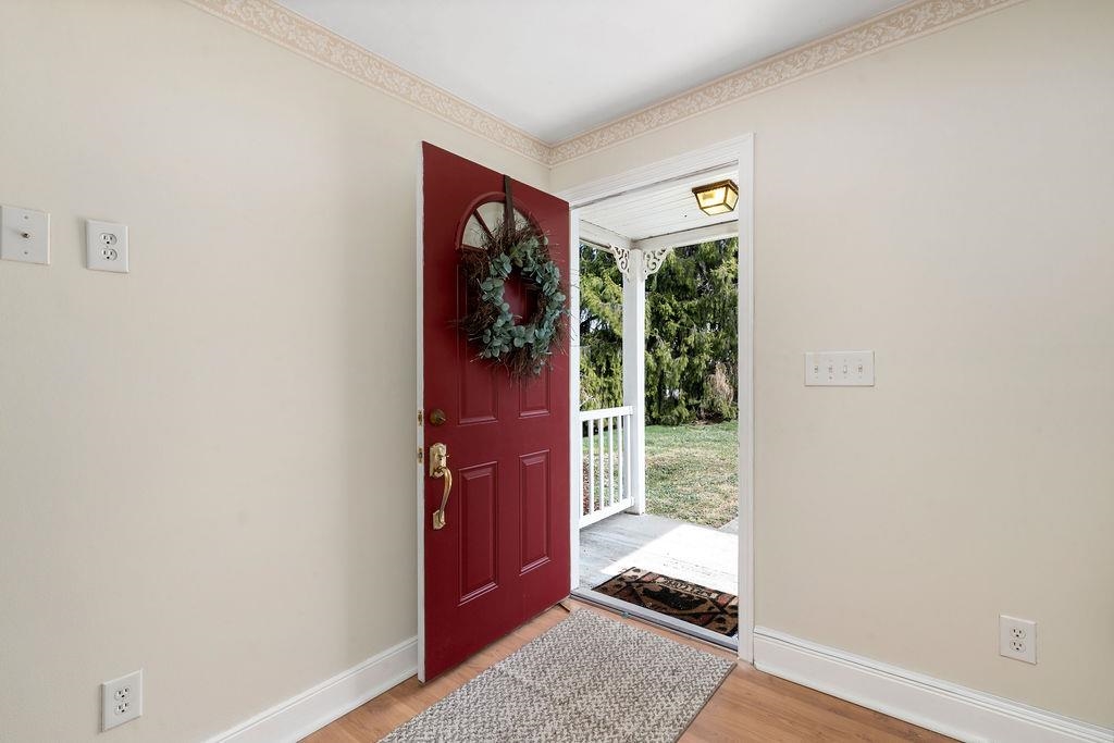 1000 Winchester Road Waynesboro, VA 22980 - Photo 5 of 34 Gallery Image 5