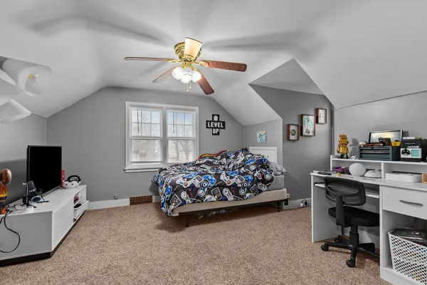 $179,900 | 330 Grove Street, Manawa, WI 54949