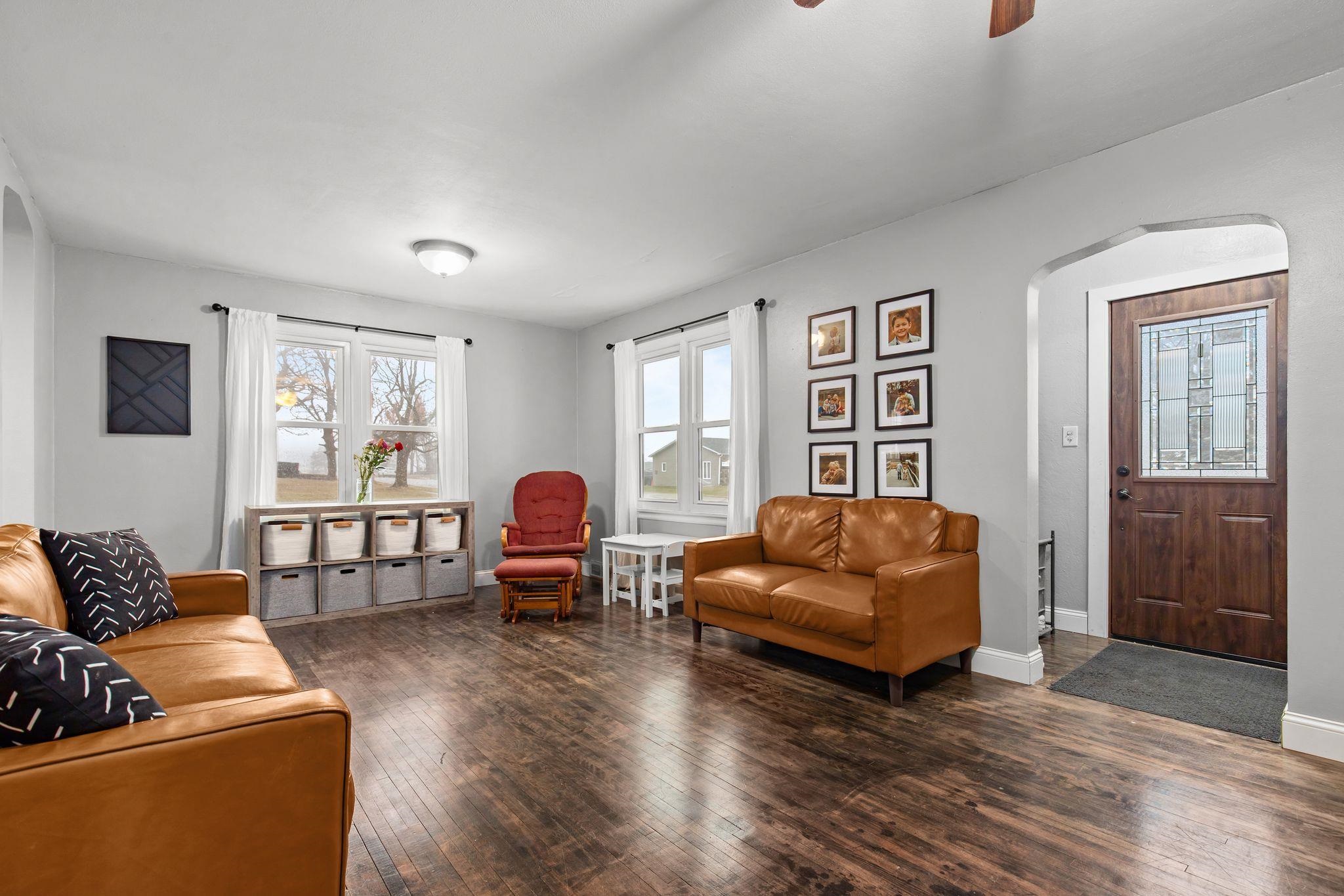 330 Grove Street Manawa, WI 54949 - Photo 2 of 35