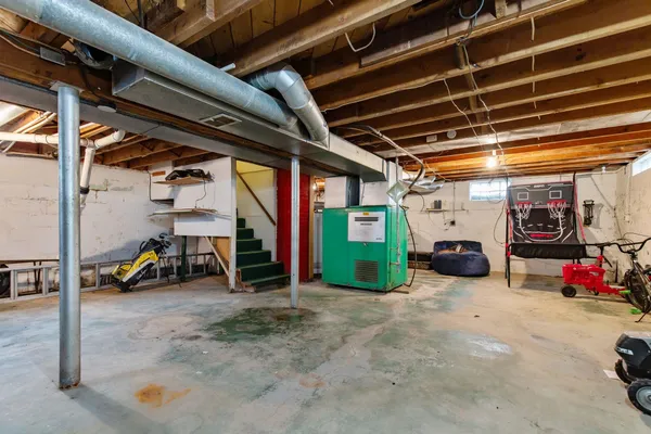 $179,900 | 330 Grove Street, Manawa, WI 54949