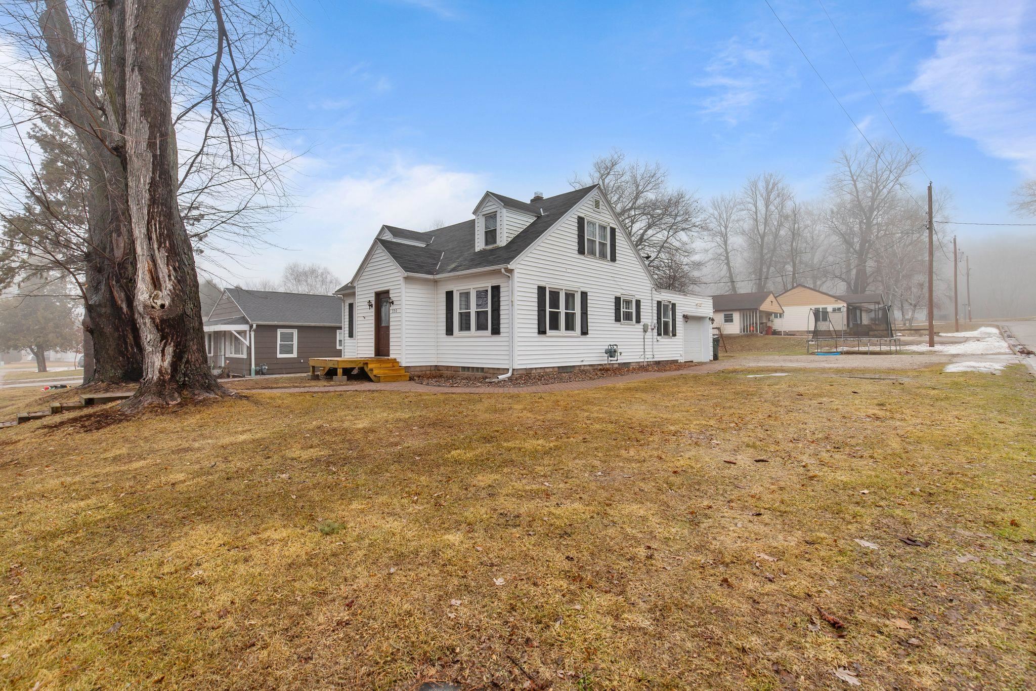 330 Grove Street Manawa, WI 54949 - Photo 30 of 35