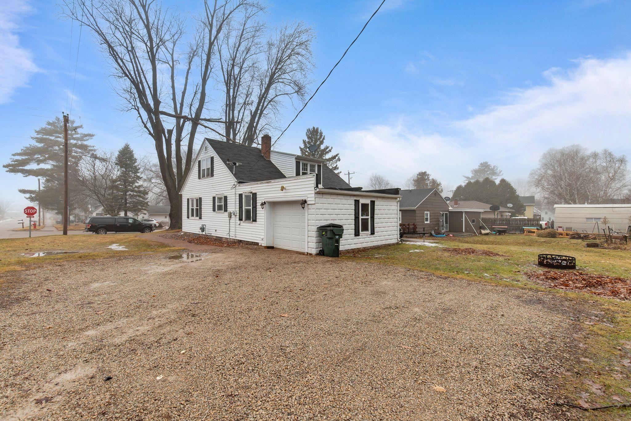 330 Grove Street Manawa, WI 54949 - Photo 32 of 35