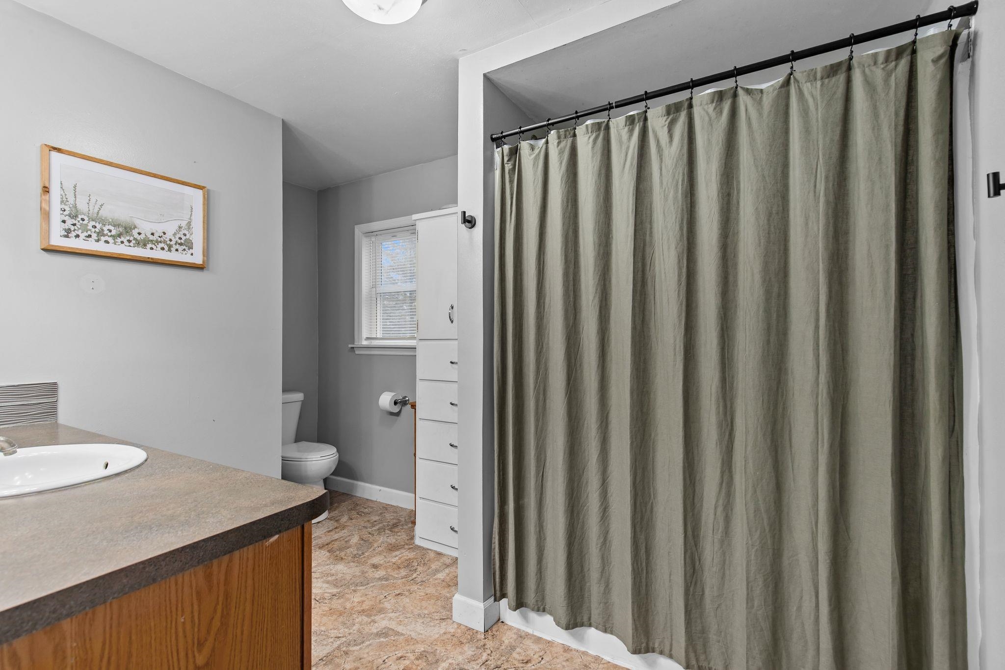 330 Grove Street Manawa, WI 54949 - Photo 6 of 35