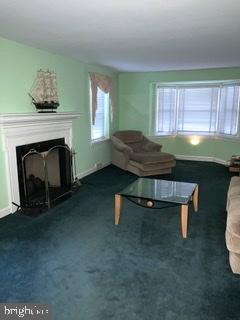 549 Broadview Road Upper Darby, PA 19082 - Photo 5 of 21 Formal LR