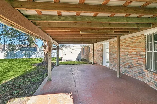 $249,000 | 2165 Colonial Drive, Laplace, LA 70068