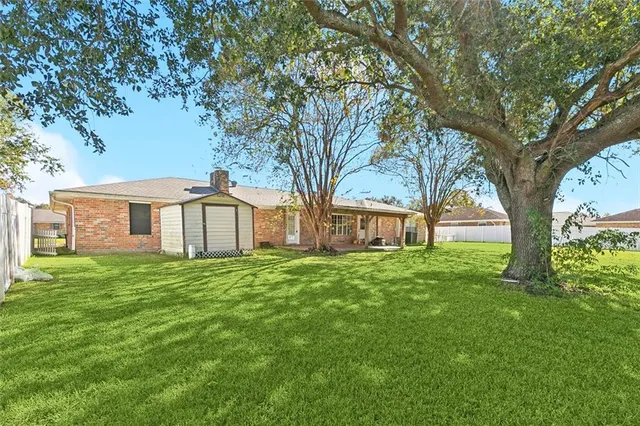 $249,000 | 2165 Colonial Drive, Laplace, LA 70068