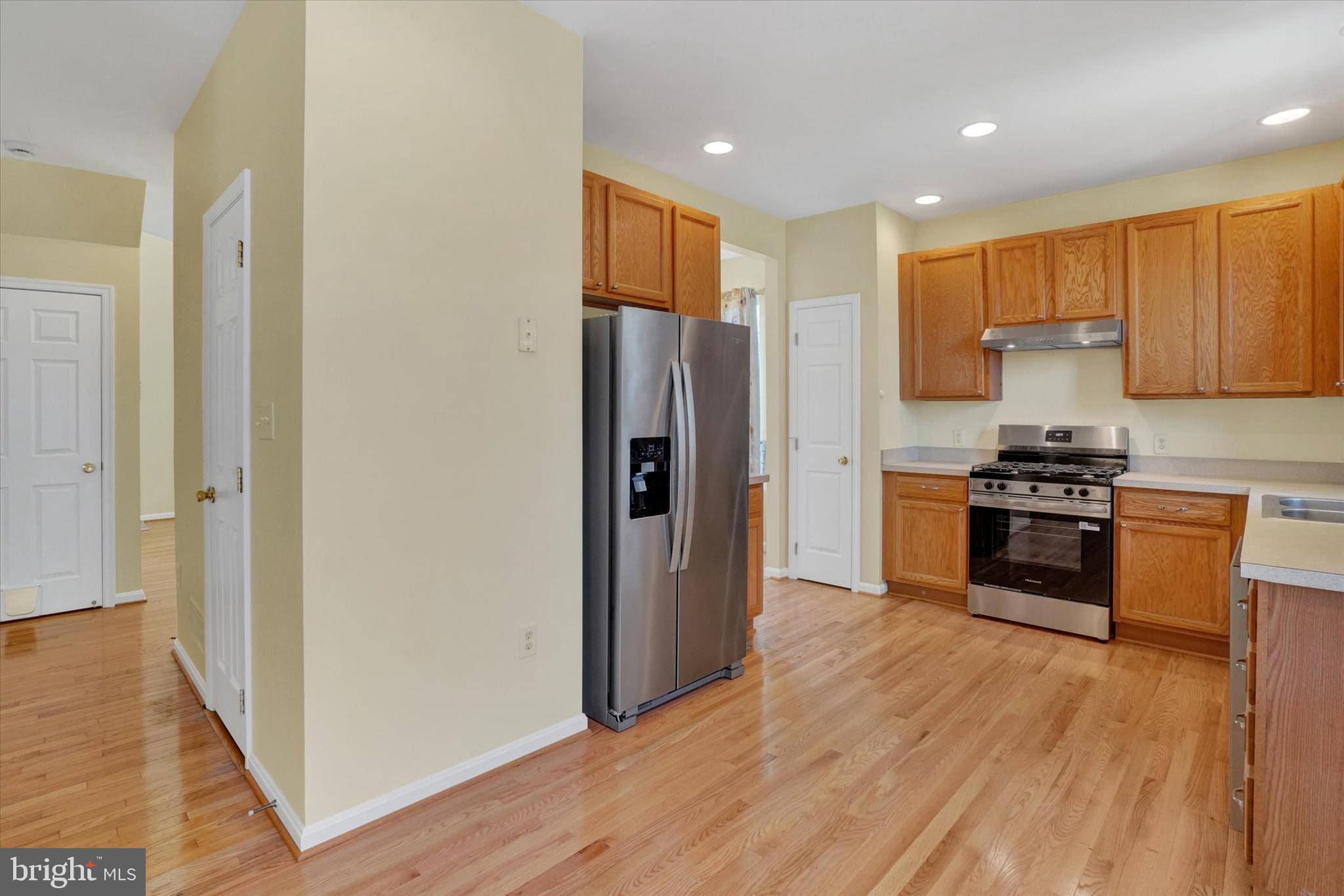 906 Millcreek Road York, PA 17404 - Photo 11 of 28 Gallery Image 11